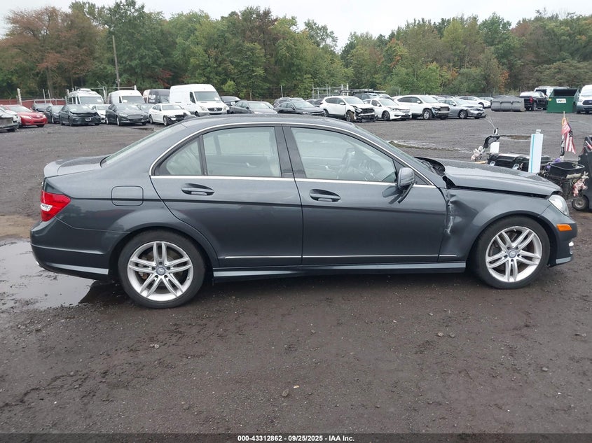 2013 MERCEDES-BENZ C 300 SPORT 4MATIC - WDDGF8AB7DR291776