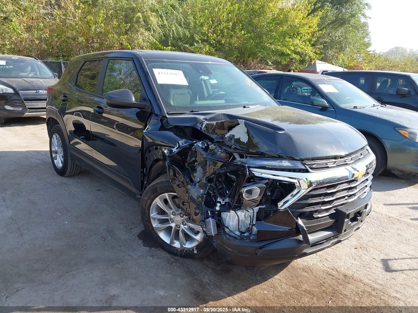 CHEVROLET TRAILBLAZER FWD LS