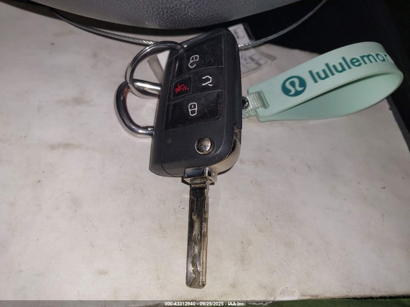 2020 Volkswagen Jetta 1.4T R-Line/1.4T S/1.4T Se VIN: 3VWC57BU1LM104129 Lot: 43312940