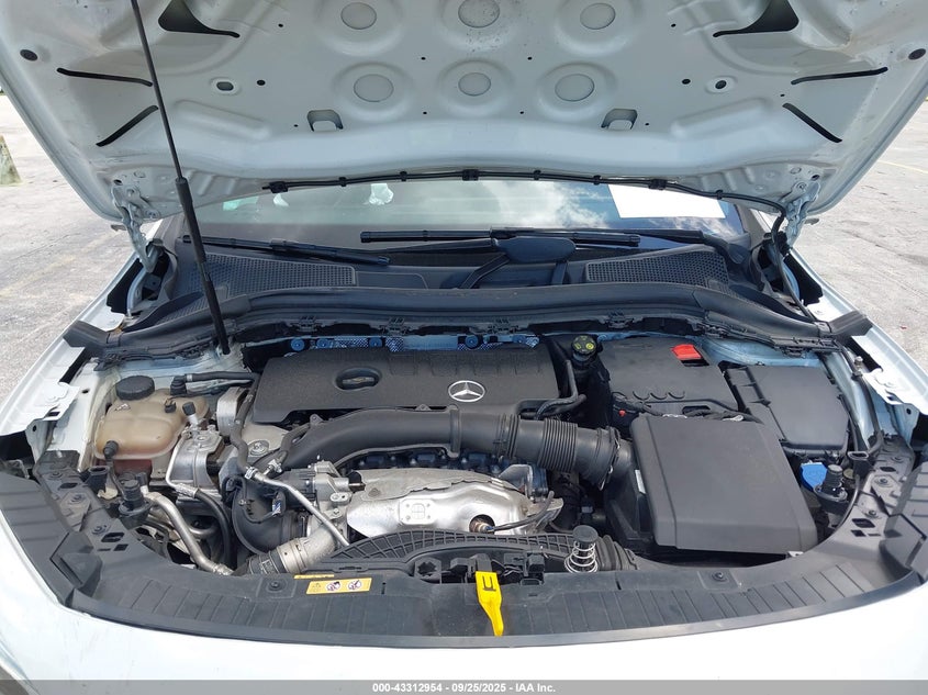 2023 MERCEDES-BENZ GLA 250 - W1N4N4GB3PJ444410