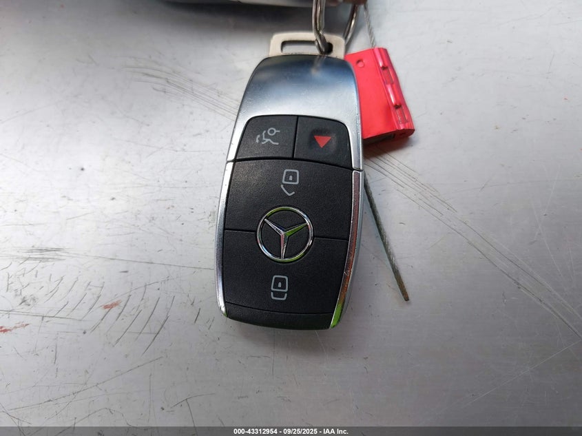 2023 MERCEDES-BENZ GLA 250 - W1N4N4GB3PJ444410