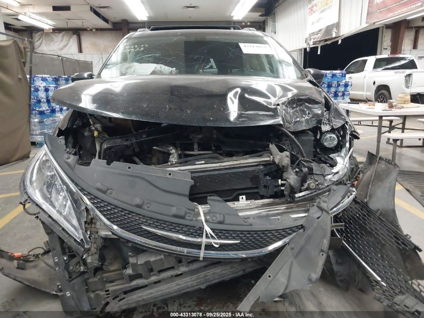 2017 Chrysler Pacifica Touring-L VIN: 2C4RC1BG6HR514368 Lot: 43313078