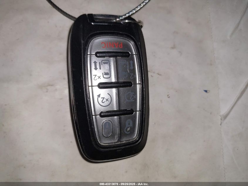 2017 Chrysler Pacifica Touring-L VIN: 2C4RC1BG6HR514368 Lot: 43313078