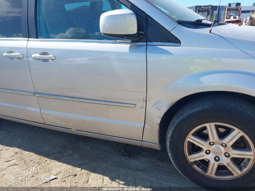 2008 Chrysler Town & Country Touring VIN: 2A8HR54P28R623613 Lot: 43313101