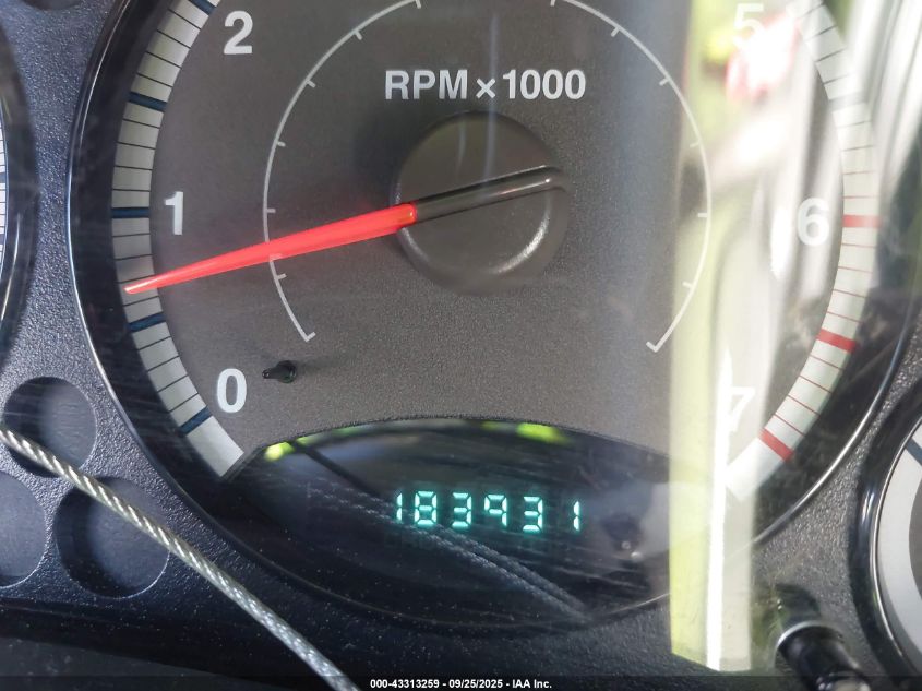 2007 Jeep Liberty Sport VIN: 1J4GL48K87W611561 Lot: 43313259