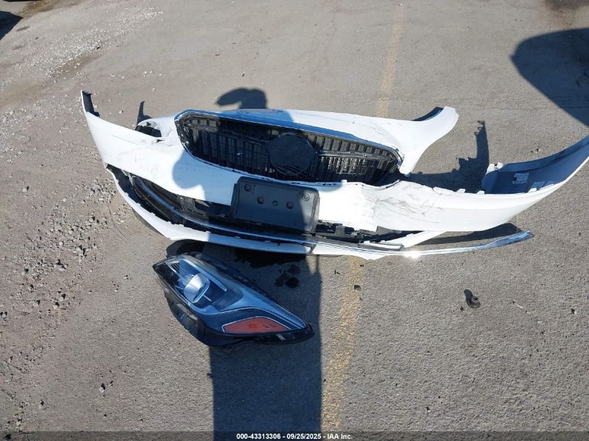 2017 Buick Lacrosse Essence VIN: 1G4ZP5SS9HU151465 Lot: 43313306