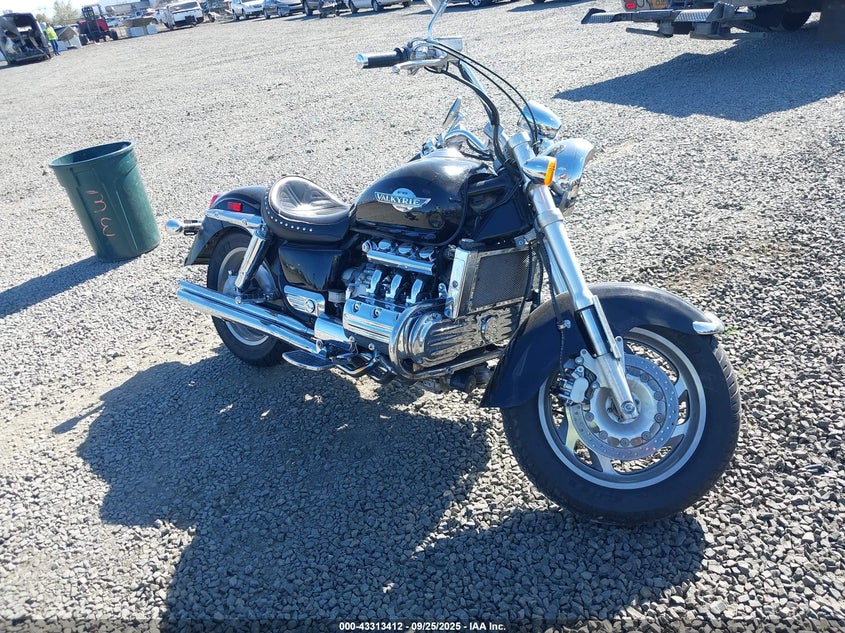 1998 Honda Gl1500 C/2 black null null 1HFSC3403WA102056 photo #1