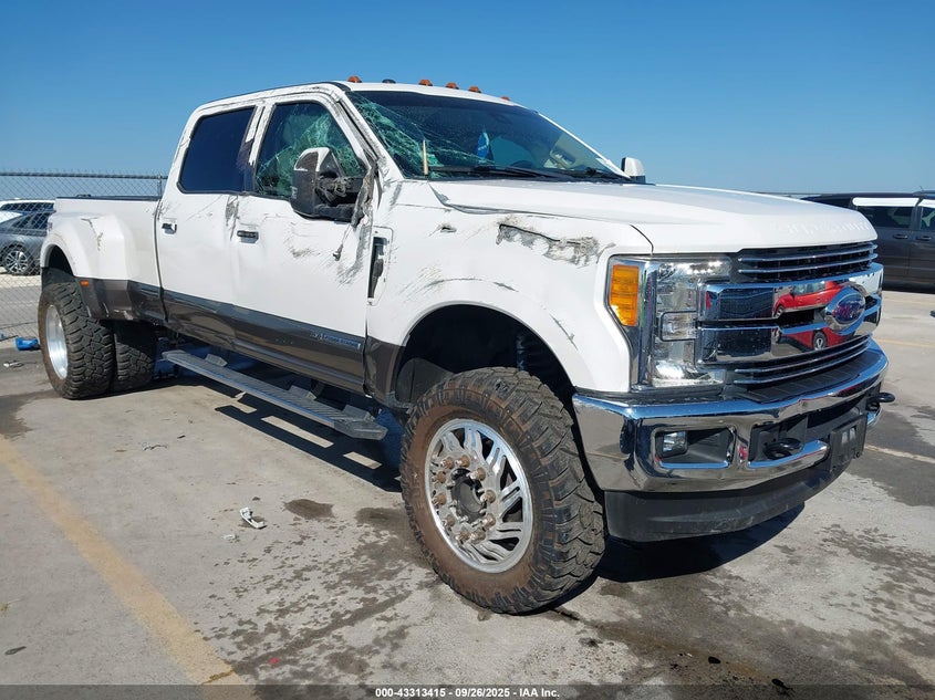 2017 Ford F-350 Lariat white truck diesel 1FT8W3DT5HEF35122 photo #1