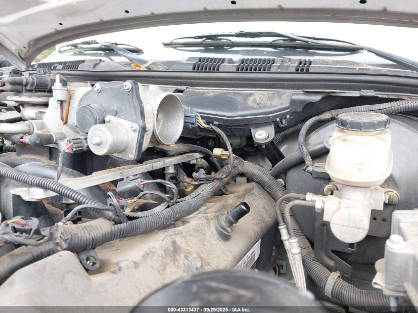 2000 Mercury Grand Marquis Ls VIN: 2MEFM75W2YX664493 Lot: 43313437