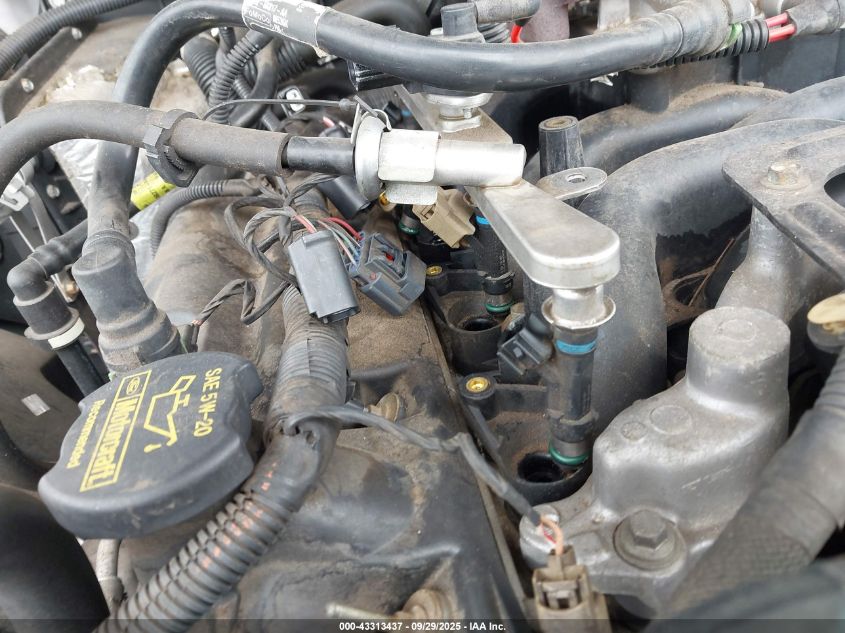 2000 Mercury Grand Marquis Ls VIN: 2MEFM75W2YX664493 Lot: 43313437