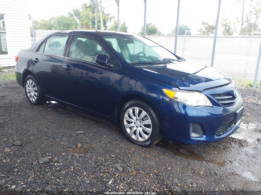 2013 TOYOTA COROLLA LE - 2T1BU4EE8DC071998