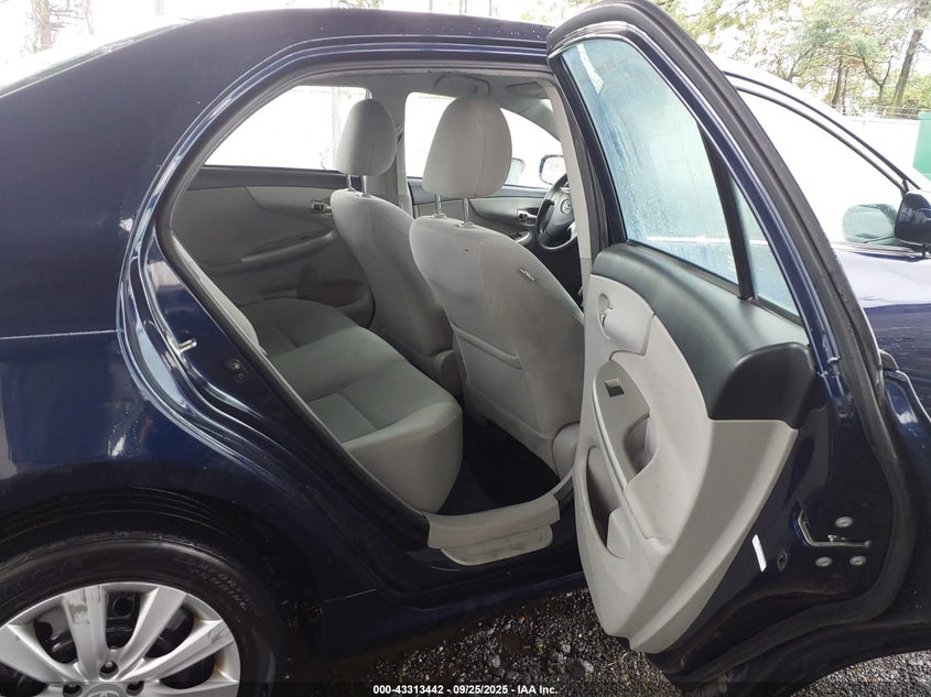 2013 TOYOTA COROLLA LE - 2T1BU4EE8DC071998