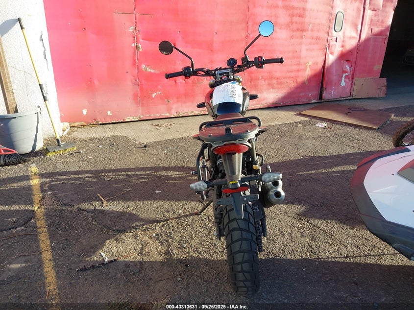 VIN SMTT147Y6RNA18326 2024 TRIUMPH MOTORCYCLE SCRAMBLER 400 X