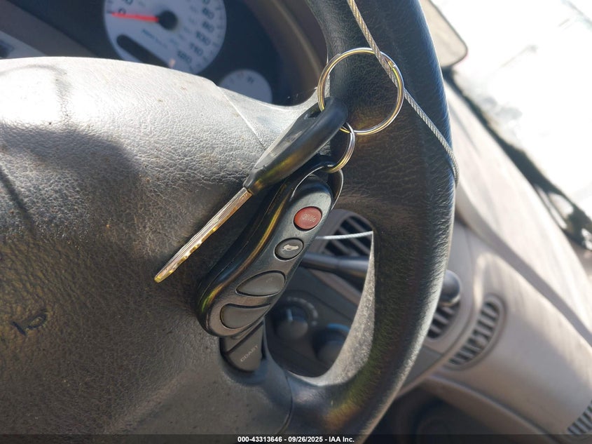 2004 Dodge Intrepid Se VIN: 2B3HD46R24H631162 Lot: 43313646