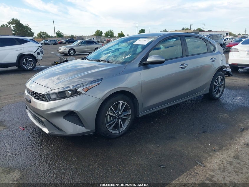 VIN 3KPF24AD9PE566897 2023 KIA FORTE LXS