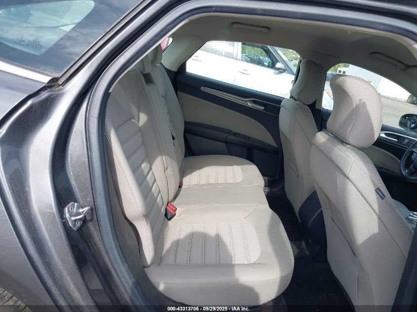 2017 Ford Fusion S VIN: 3FA6P0G74HR154060 Lot: 43313706