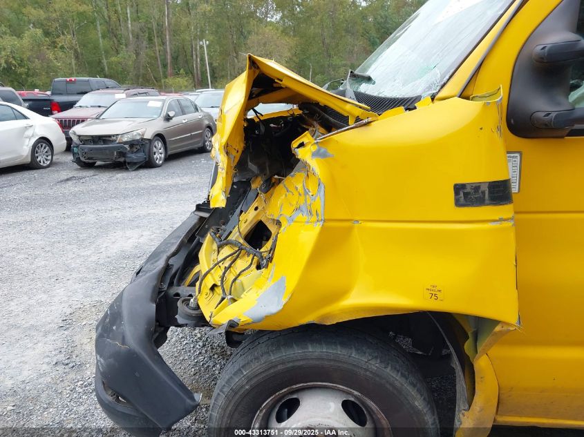 2019 Ford E-350 Cutaway VIN: 1FDWE3FS4KDC15636 Lot: 43313751