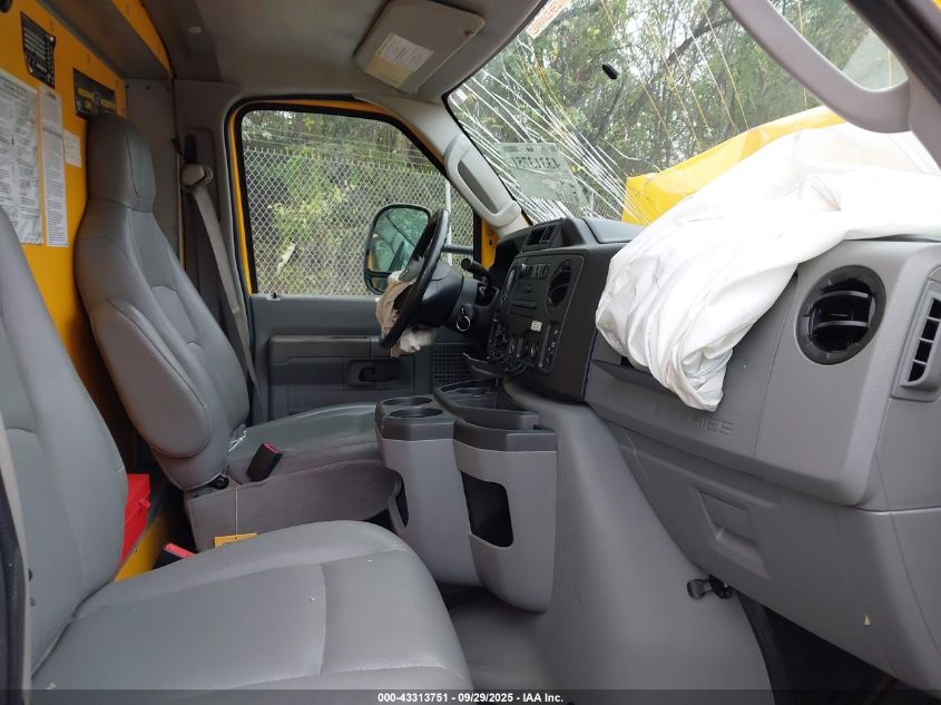 2019 Ford E-350 Cutaway VIN: 1FDWE3FS4KDC15636 Lot: 43313751