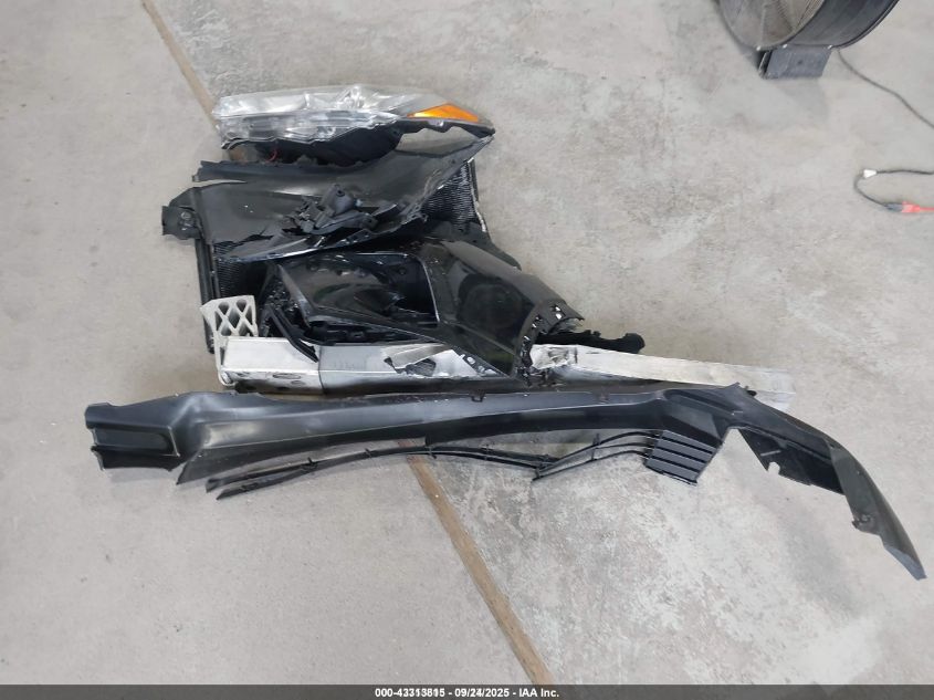 2018 Toyota Highlander Xle VIN: 5TDJZRFH3JS532157 Lot: 43313815