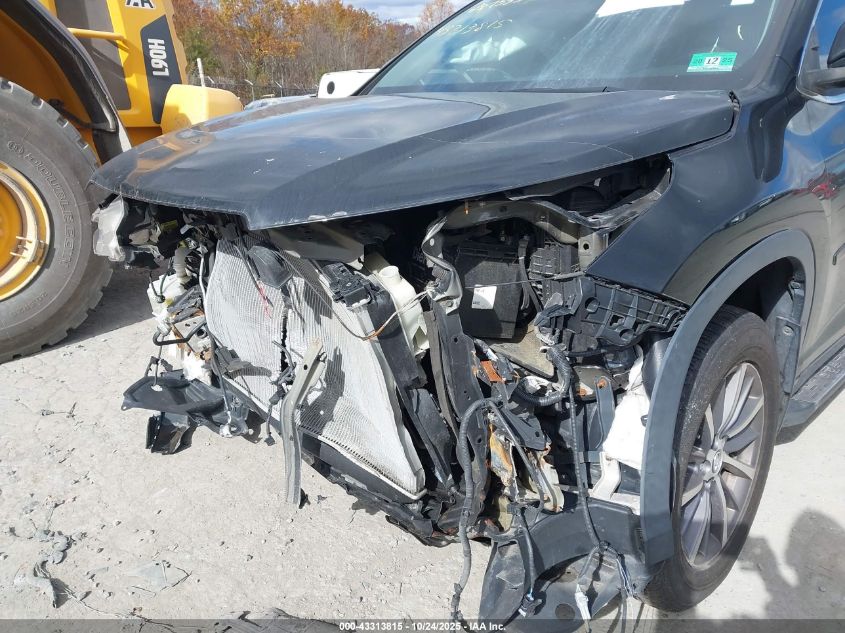 2018 Toyota Highlander Xle VIN: 5TDJZRFH3JS532157 Lot: 43313815