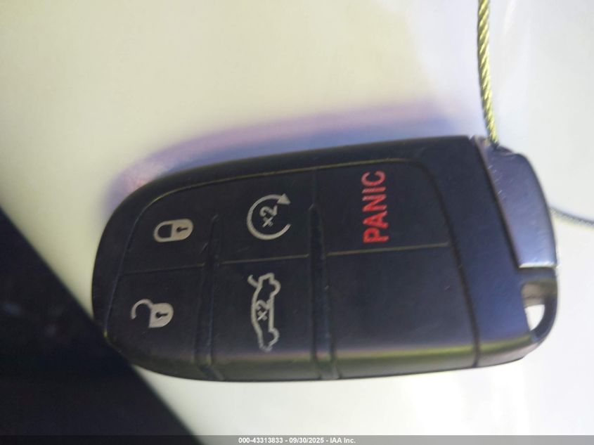 2015 Chrysler 200 S VIN: 1C3CCCDG4FN678523 Lot: 43313833