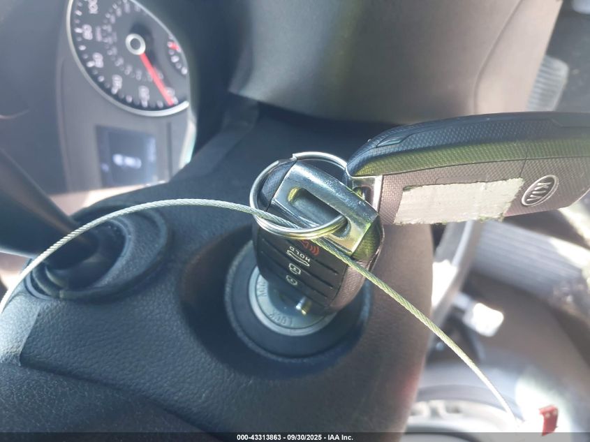 2017 Kia Optima Lx VIN: 5XXGT4L38HG162570 Lot: 43313863