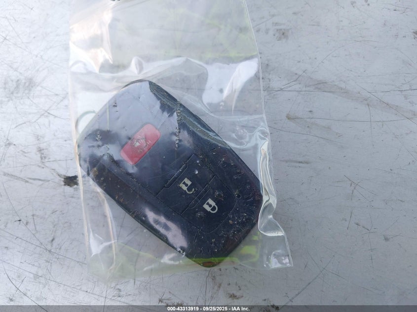 2020 TOYOTA COROLLA XSE - JTNC4RBE3L3098759