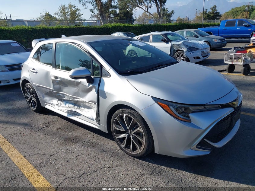 2020 TOYOTA COROLLA XSE - JTNC4RBE3L3098759