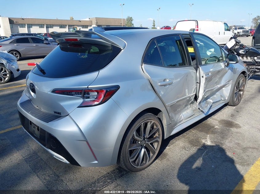 2020 TOYOTA COROLLA XSE - JTNC4RBE3L3098759