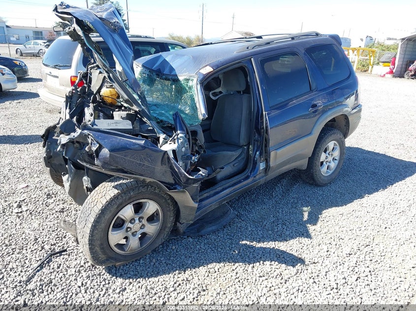 4F2YZ94194KM31866 2004 MAZDA TRIBUTE photo no. 2