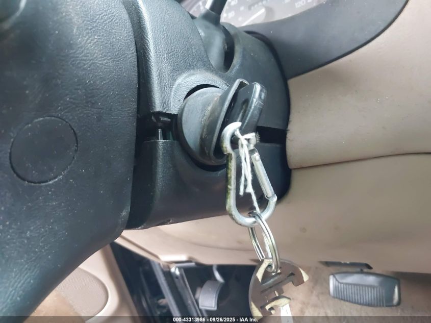 2000 Ford Explorer Sport VIN: 1FMYU60E0YUA32680 Lot: 43313986