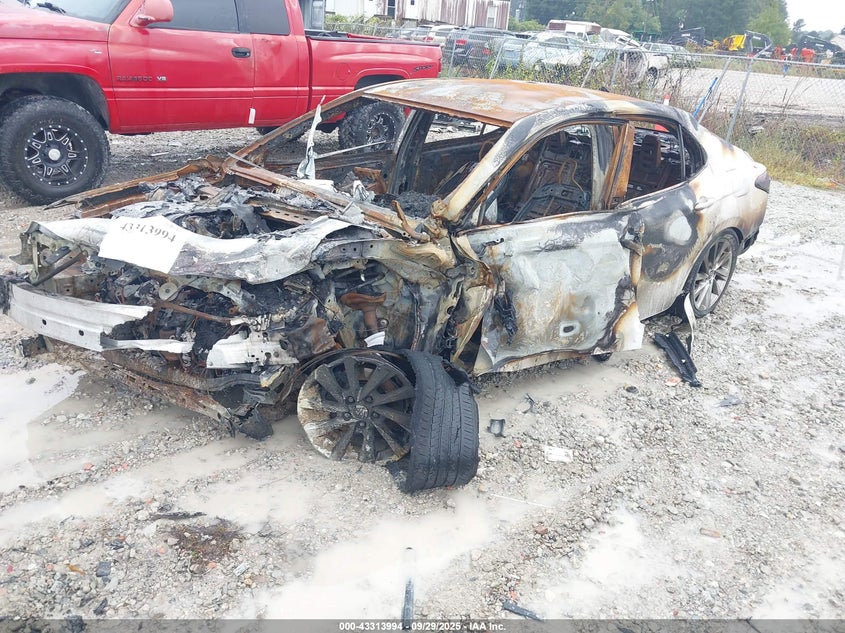 2024 TOYOTA CAMRY LE - 4T1R11AK6RU909985