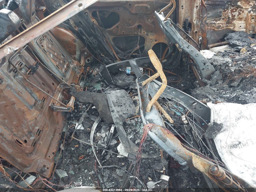 2024 TOYOTA CAMRY LE - 4T1R11AK6RU909985