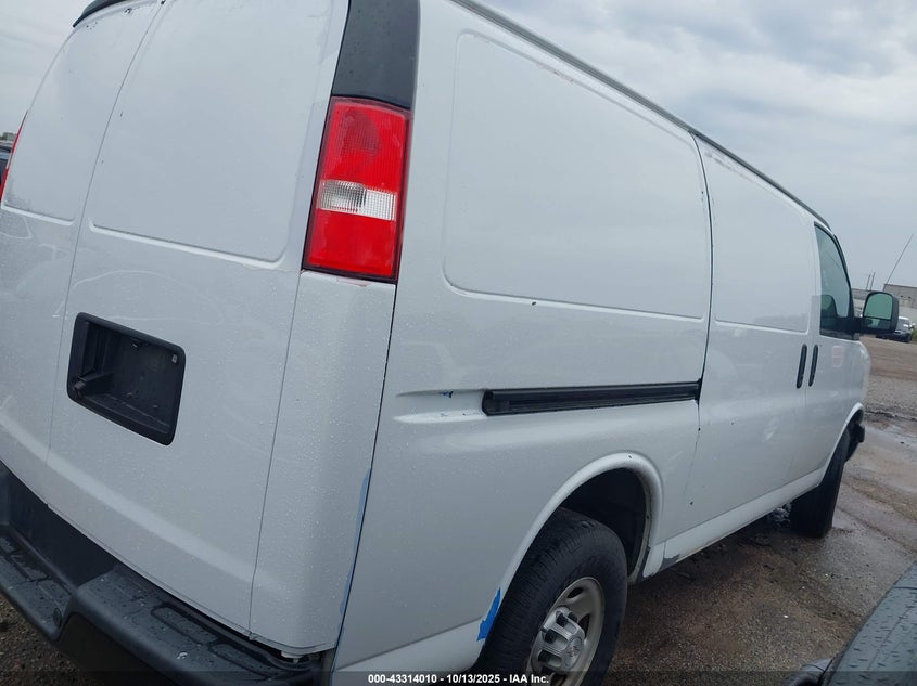 2018 CHEVROLET EXPRESS 2500 WORK VAN - 1GCWGAFP2J1323221