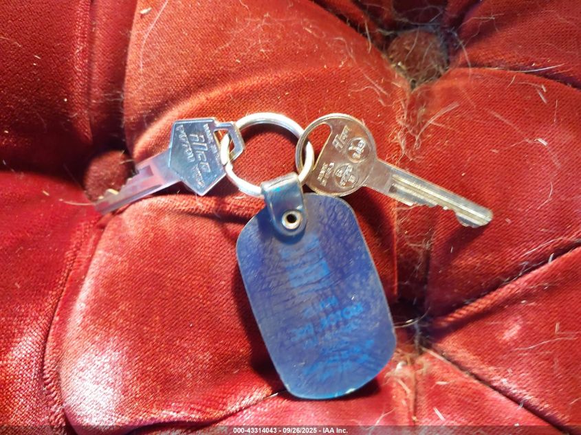 1987 Chrysler Fifth Avenue VIN: 1C3BF66P1HX727136 Lot: 43314043