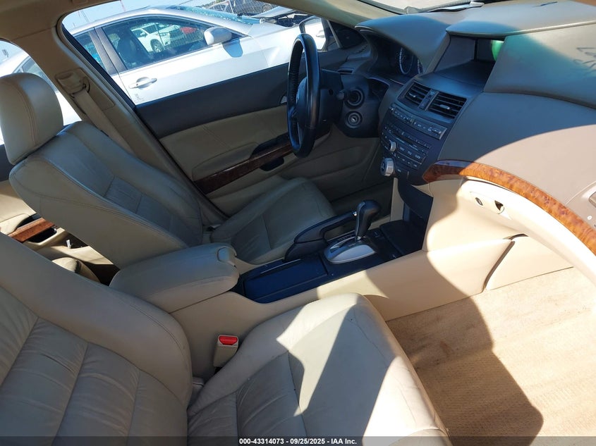 1HGCP26899A042841 2009 HONDA ACCORD photo no. 5
