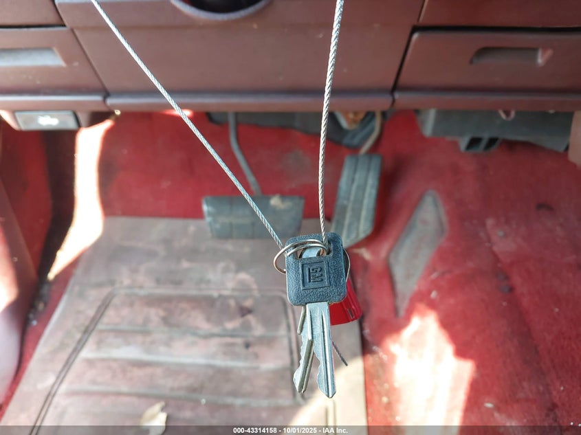 1993 Chevrolet Gmt-400 C1500 VIN: 2GCEC19Z0P1251071 Lot: 43314158