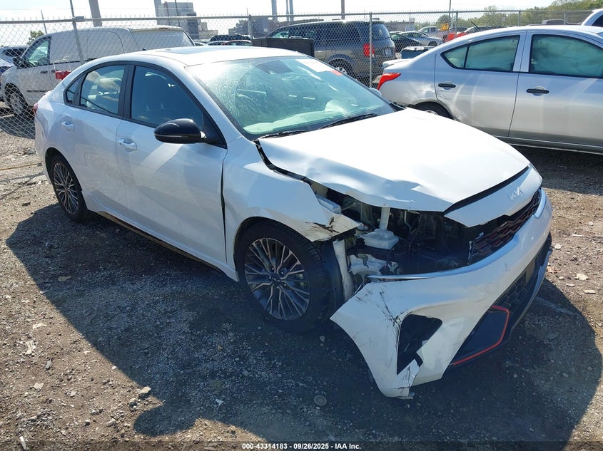3KPF54AD6NE494870 2022 Kia Forte Gt-Line auction photo 1