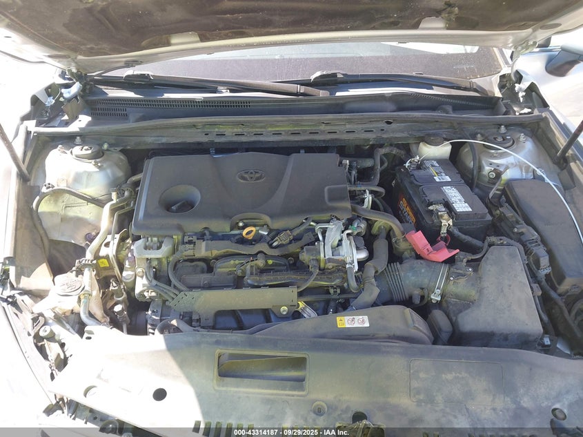 2018 TOYOTA CAMRY LE - 4T1B11HK4JU558327