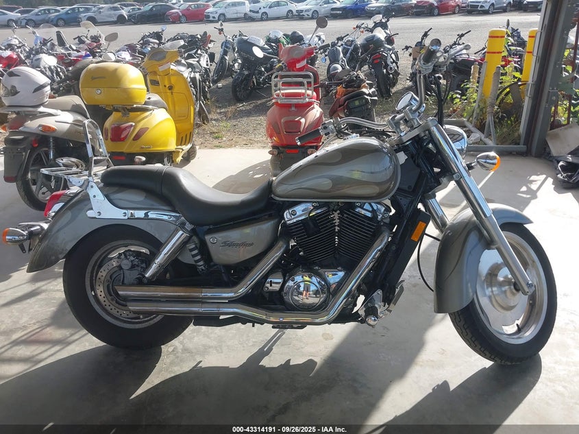 2002 Honda Vt1100 C2 VIN: 1HFSC43022A203445 Lot: 43314191