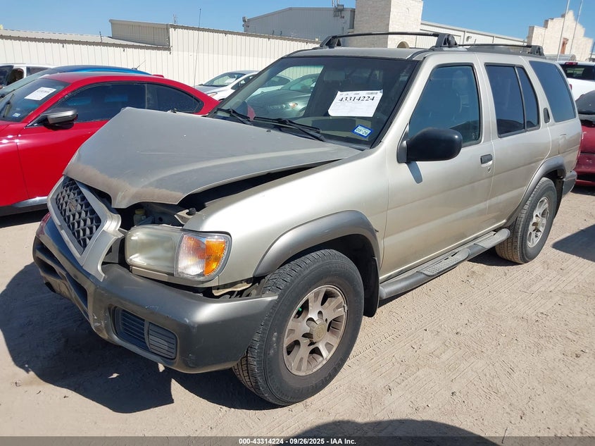 JN8AR07Y2YW398685 2000 NISSAN PATHFINDER photo no. 2
