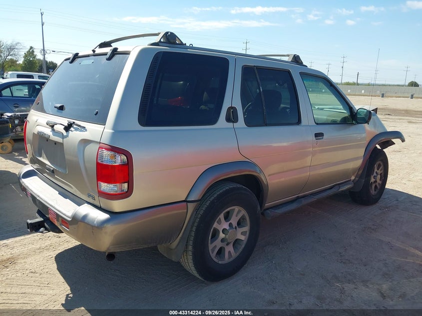 JN8AR07Y2YW398685 2000 NISSAN PATHFINDER photo no. 4