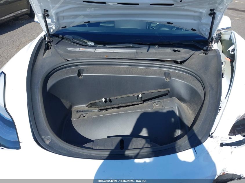 2020 Tesla Model 3 Standard Range Plus Rear-Wheel Drive/Standard Range Rear-Wheel Drive VIN: 5YJ3E1EA0LF709197 Lot: 43314289