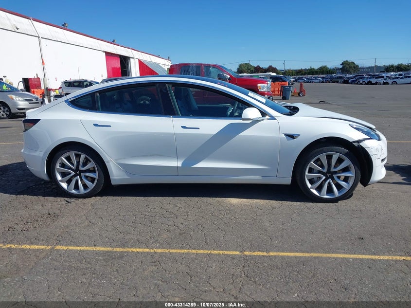 2020 Tesla Model 3 Standard Range Plus Rear-Wheel Drive/Standard Range Rear-Wheel Drive VIN: 5YJ3E1EA0LF709197 Lot: 43314289