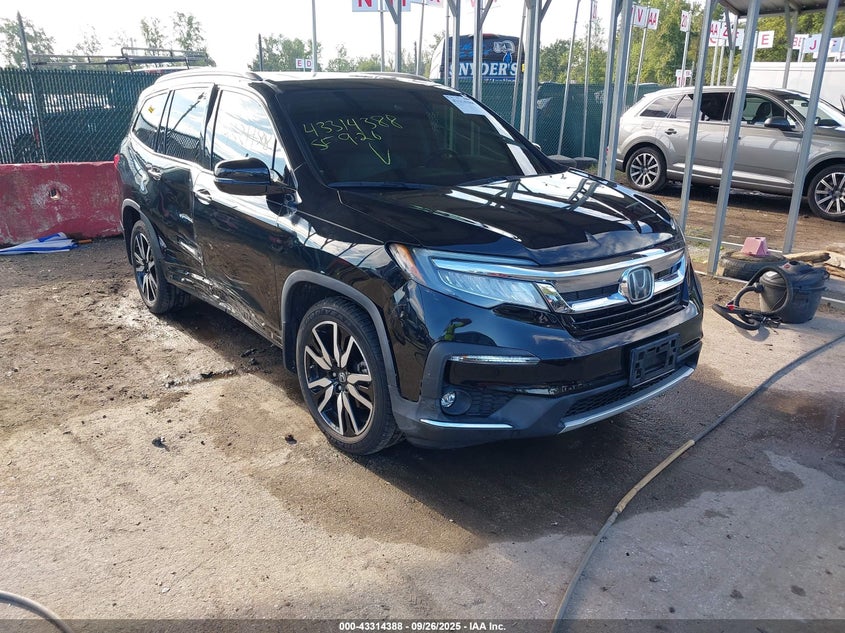 2019 HONDA PILOT TOURING - 5FNYF6H68KB036990
