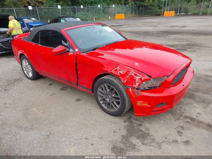 FORD MUSTANG V6 PREMIUM