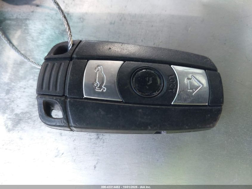 2006 BMW 330I VIN: WBAVB33516KR81538 Lot: 43314482