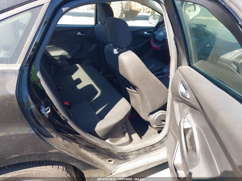 2018 Ford Focus Se VIN: 1FADP3F27JL208549 Lot: 43314512