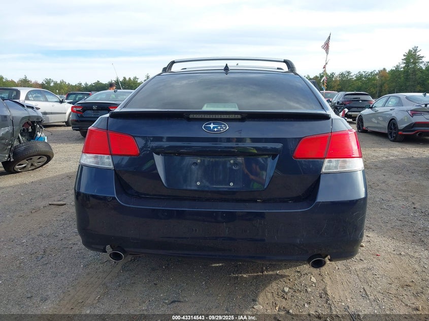 2014 Subaru Legacy 3.6R Limited VIN: 4S3BMDN65E2023982 Lot: 43314543