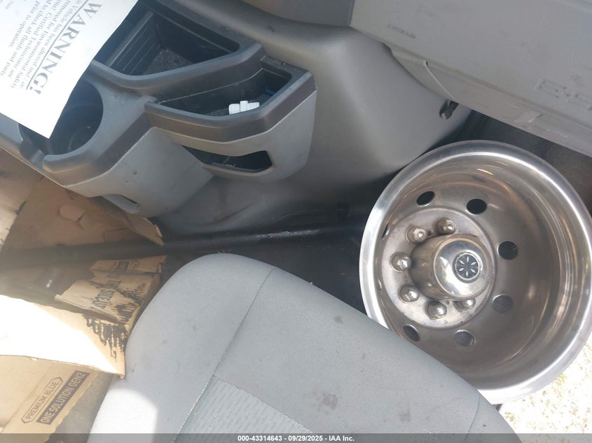 2017 Ford E-450 Cutaway VIN: 1FDXE4FS8HDC61151 Lot: 43314643